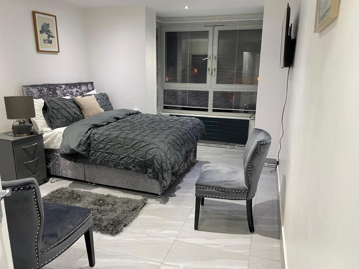 Luxurious 2-Bed Apartment In Woolwich London Eksteriør billede