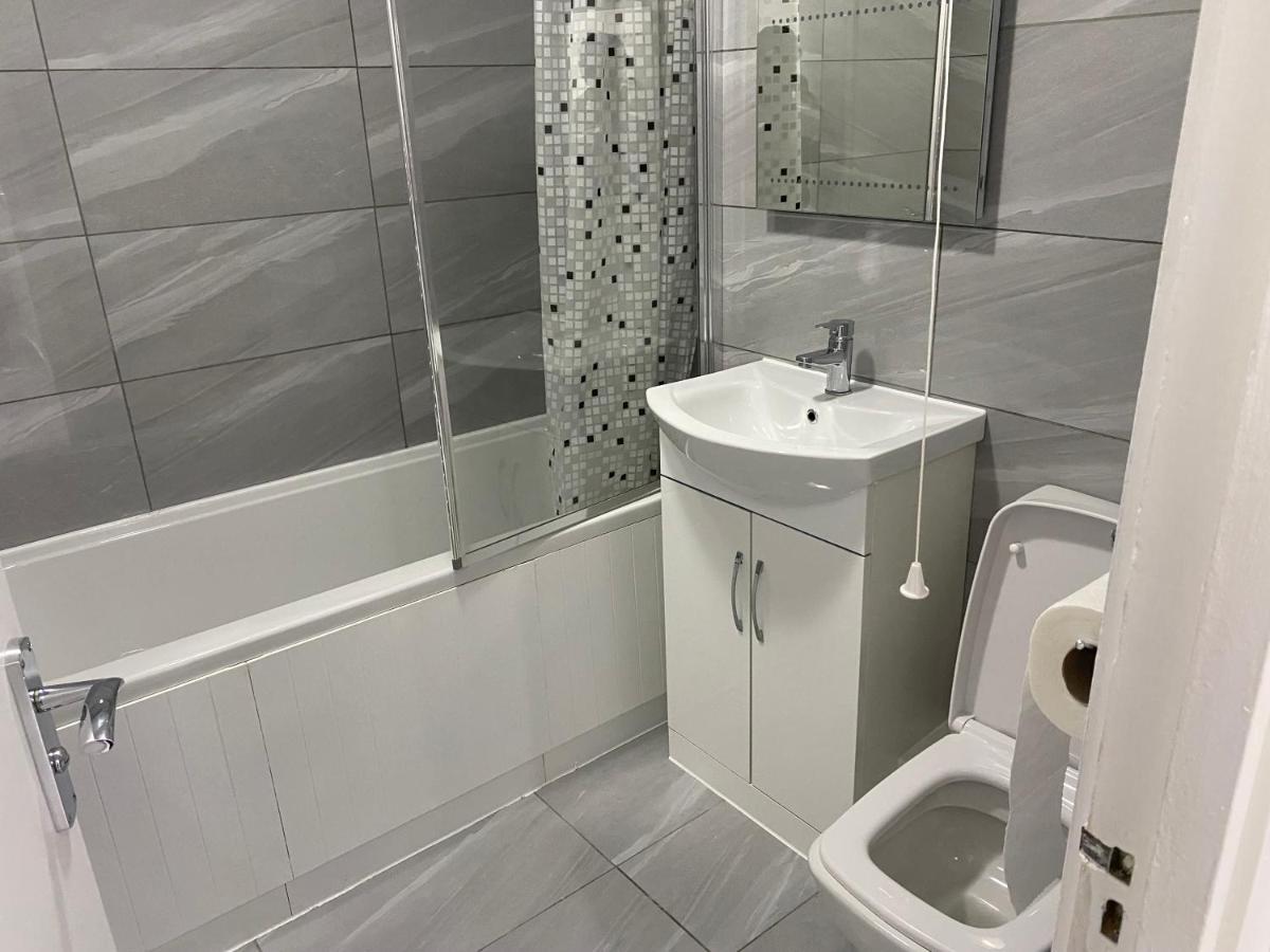 Luxurious 2-Bed Apartment In Woolwich London Eksteriør billede