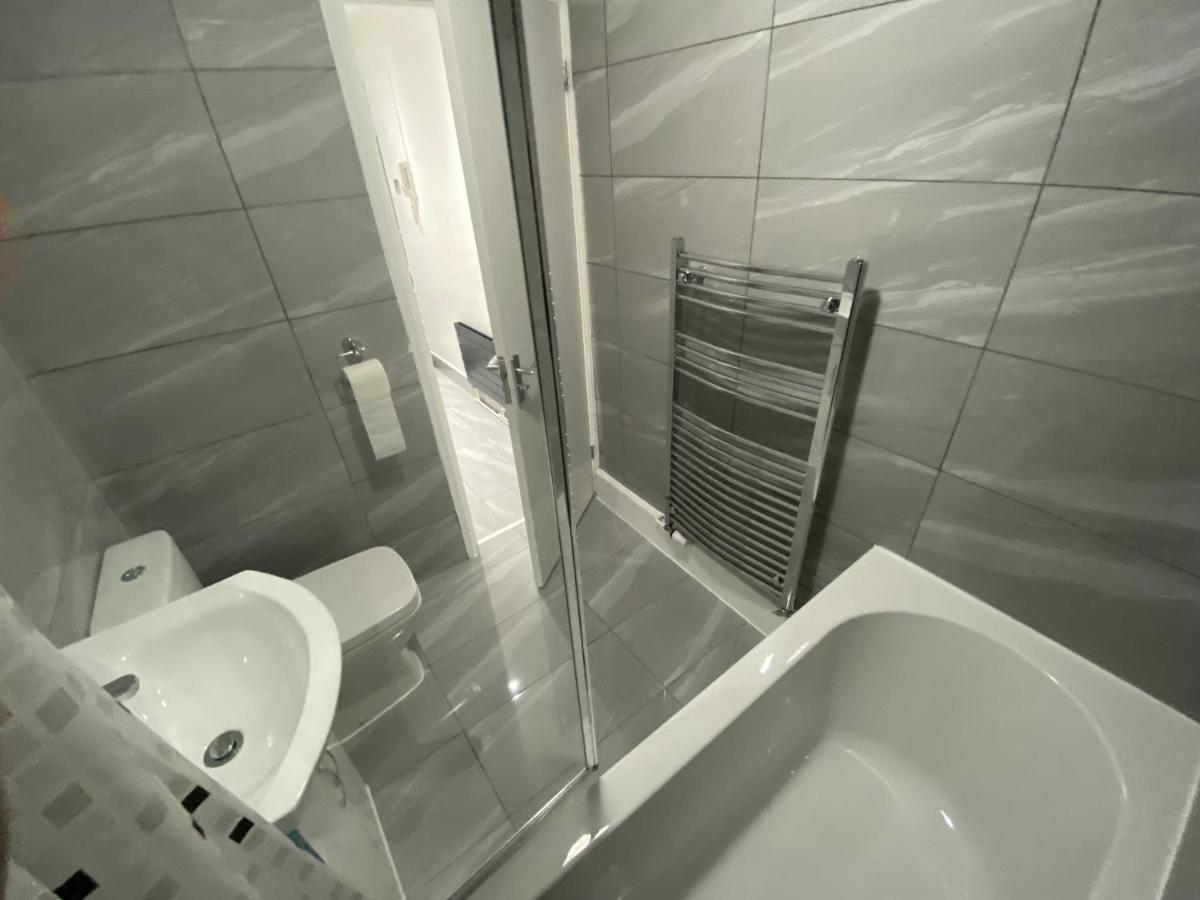 Luxurious 2-Bed Apartment In Woolwich London Eksteriør billede