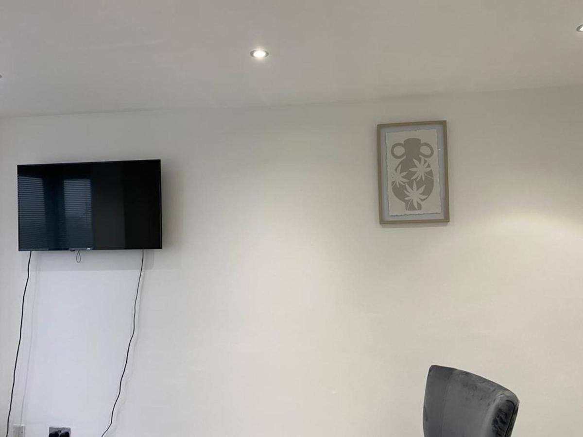 Luxurious 2-Bed Apartment In Woolwich London Eksteriør billede