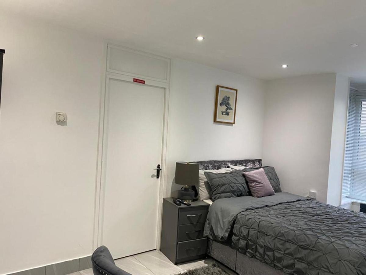 Luxurious 2-Bed Apartment In Woolwich London Eksteriør billede