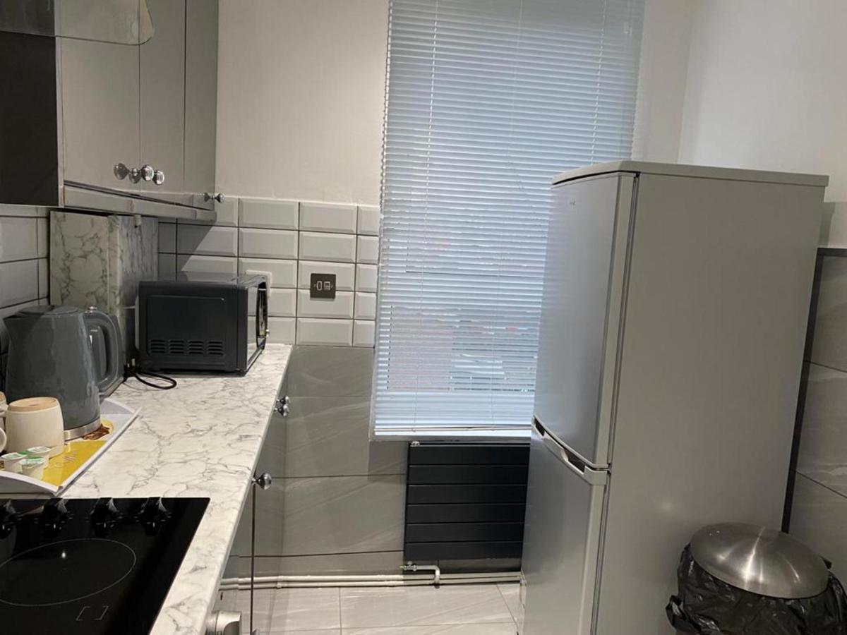 Luxurious 2-Bed Apartment In Woolwich London Eksteriør billede