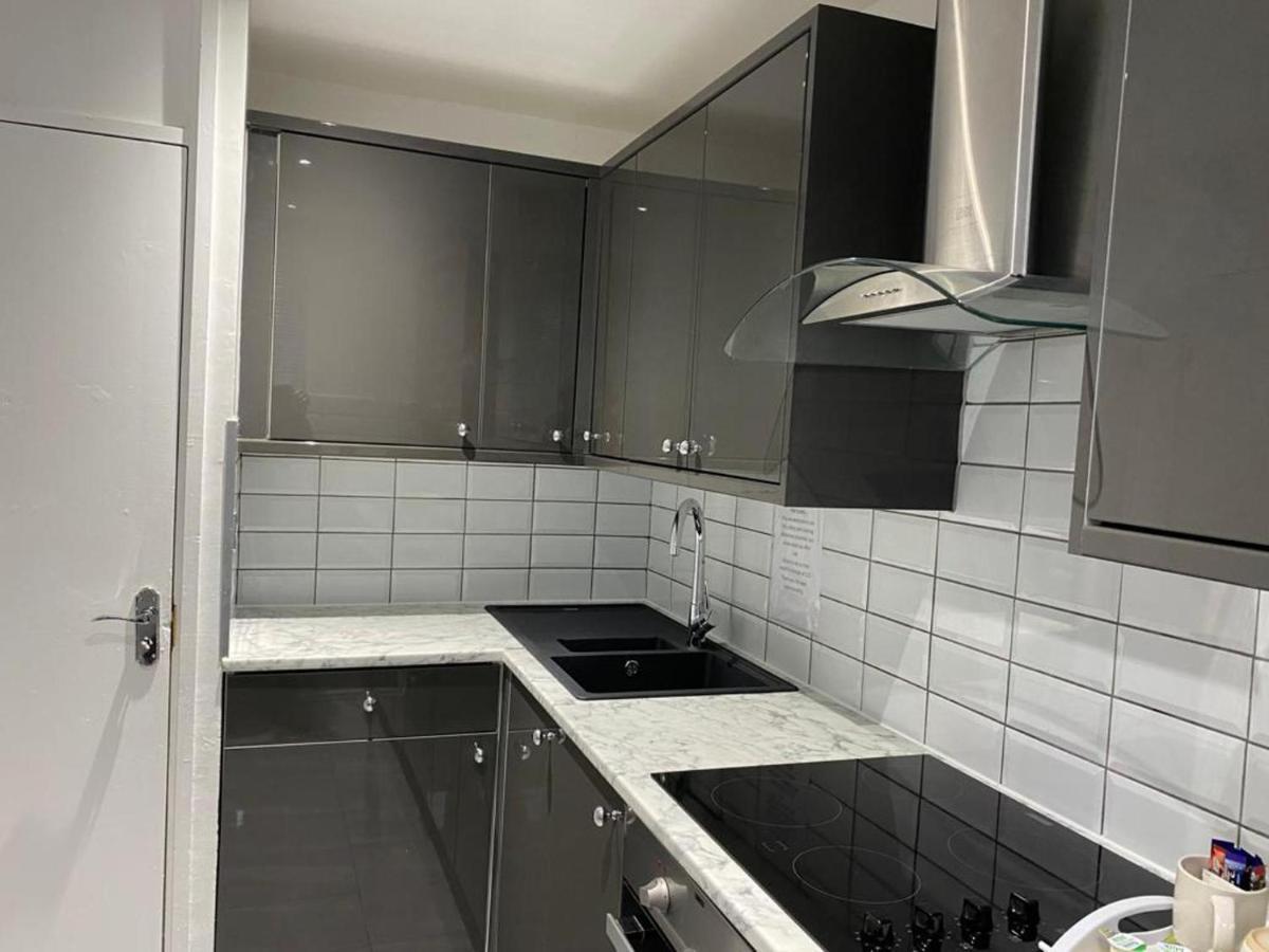 Luxurious 2-Bed Apartment In Woolwich London Eksteriør billede