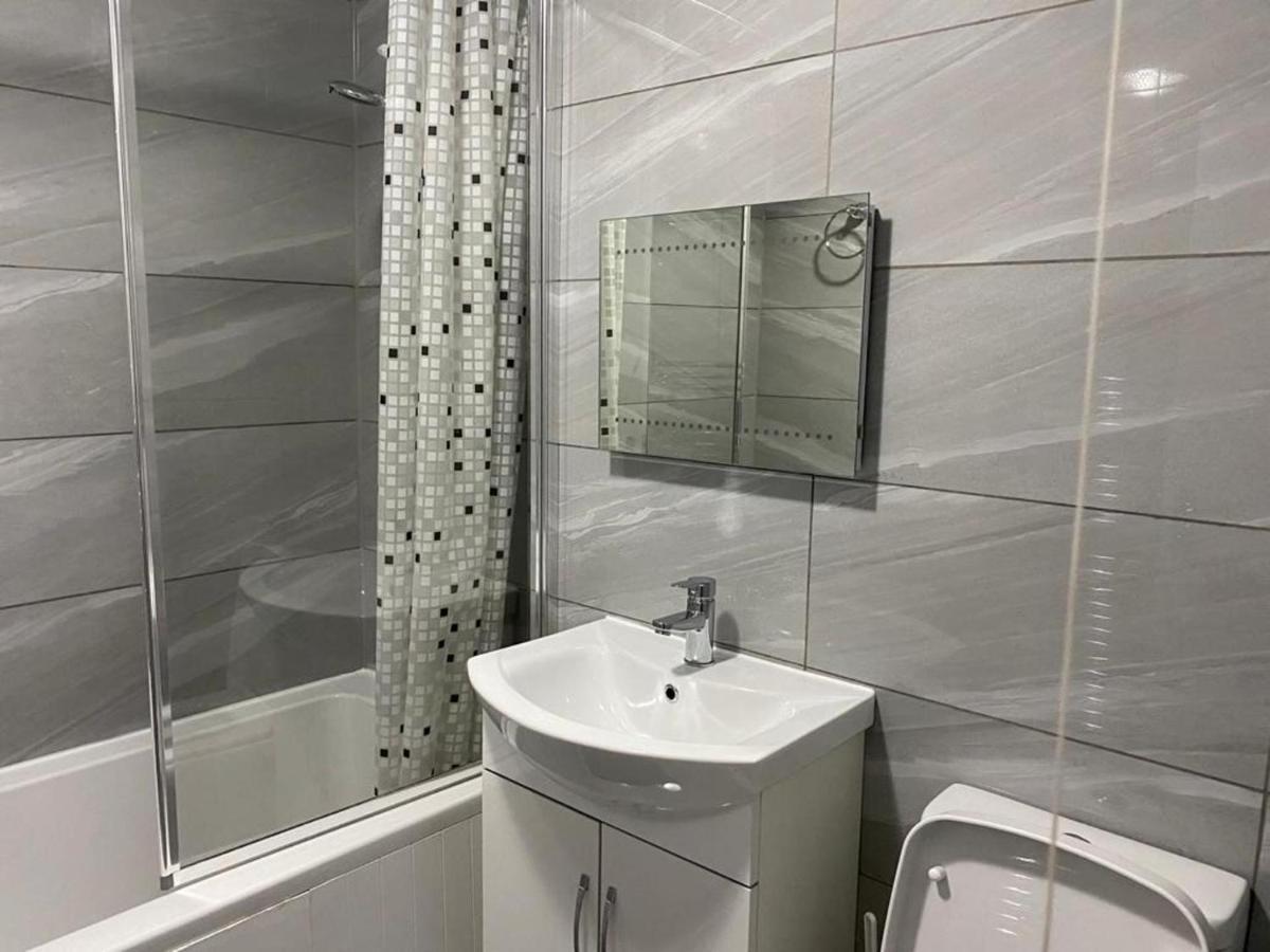 Luxurious 2-Bed Apartment In Woolwich London Eksteriør billede